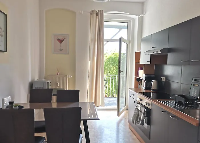 4relax - Praktisch Und Bequem, 4 Betten, Zwei Plauen